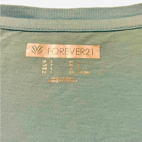 Forever 21 Active Basic Dolman Light Blue Long Sleeve Tee - Picture 4 of 4